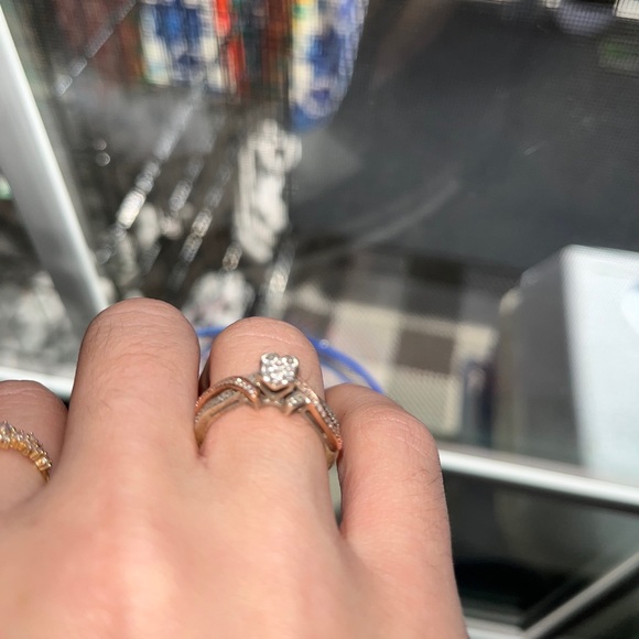 Two-tone Rose Gold Diamond Promise Ring - Picture 10 of 10